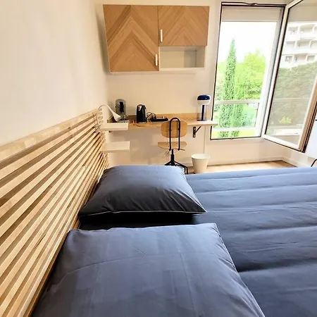 Cosy, Renove, Bien Situe, Parking Prive Apartment